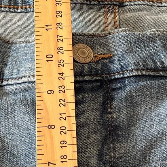 Levi's 315 Shaping Boot Cut Mid Rise Denim Jeans - Picture 12 of 13